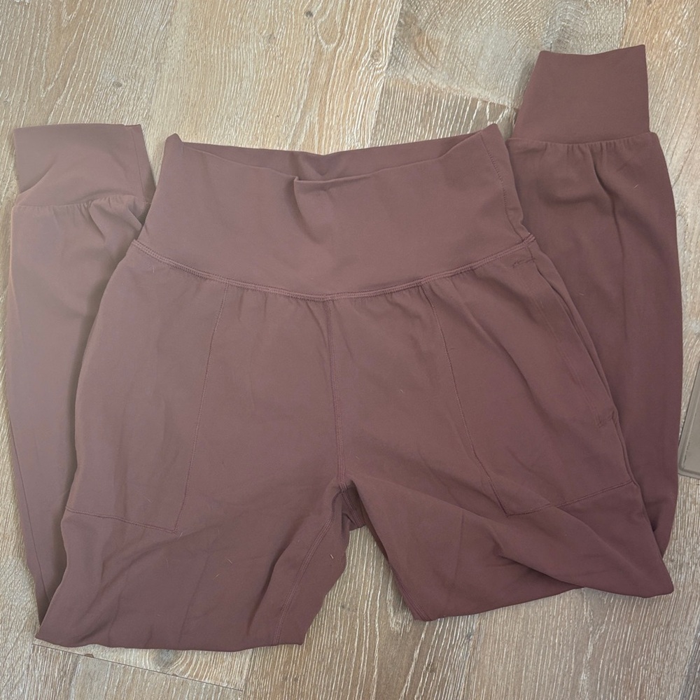 Athleta Salutation Jogger Size Small